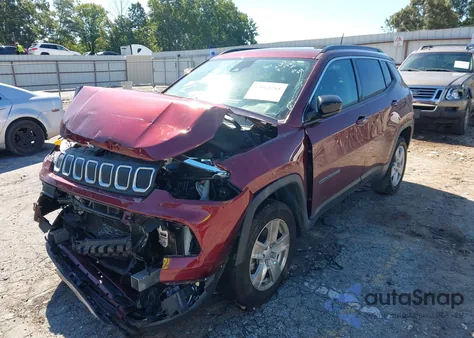 2022 Jeep Compass Latitude 4X4 из США, поврежденный, VIN 3C4NJDBB2NT165521